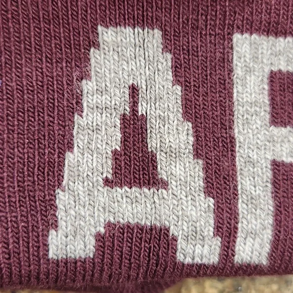 Under Armour Hat Womens - Picture 7 of 9